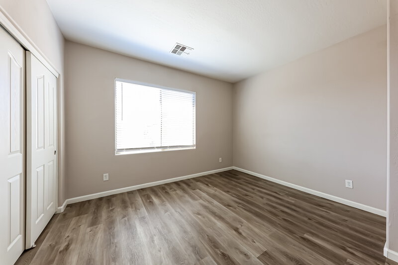 2,085/Mo, 15873 N 73rd Ln Peoria, AZ 85382 Bedroom View