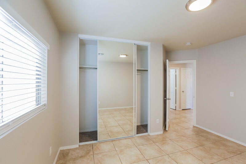 1,935/Mo, 11771 W Windrose Avenue El Mirage, AZ 85335 Bedroom View 2