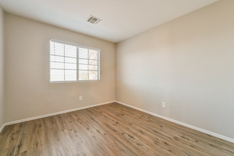2,245/Mo, 354 E Bradstock Way San Tan Valley, AZ 85140 Bedroom View 2
