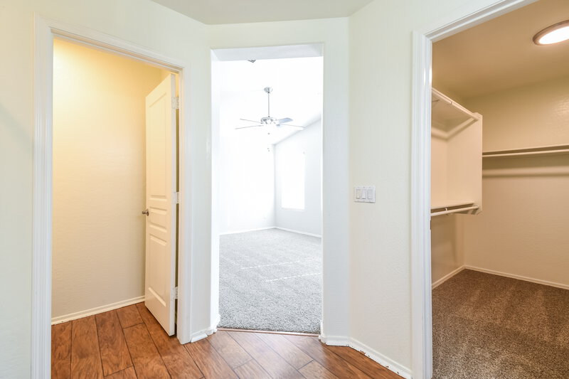 1,995/Mo, 1851 W Desert Canyon Drive Queen Creek, AZ 85142 Main Bathroom View 2