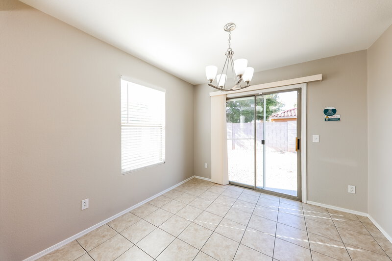 1,880/Mo, 15628 W Caribbean Ln Surprise, AZ 85379 Dining Room View