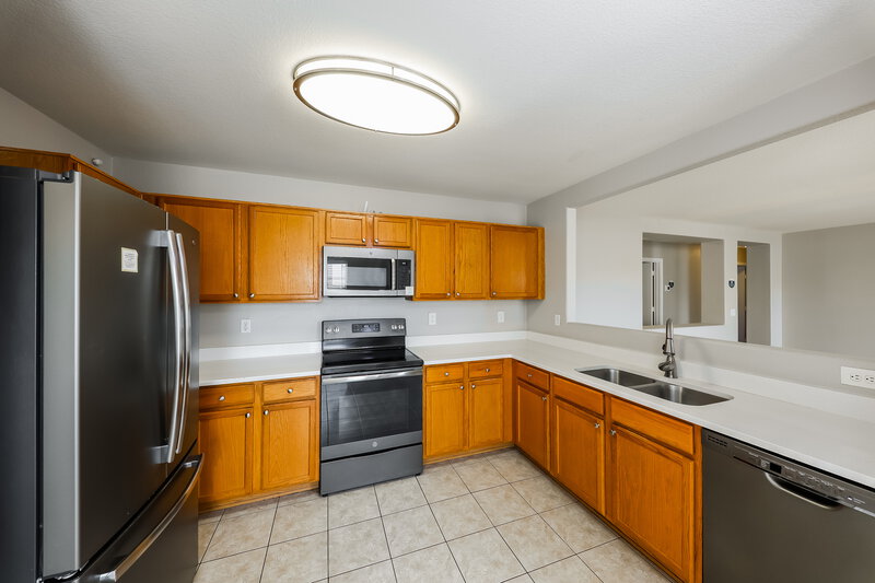 1,880/Mo, 15628 W Caribbean Ln Surprise, AZ 85379 Kitchen View 2