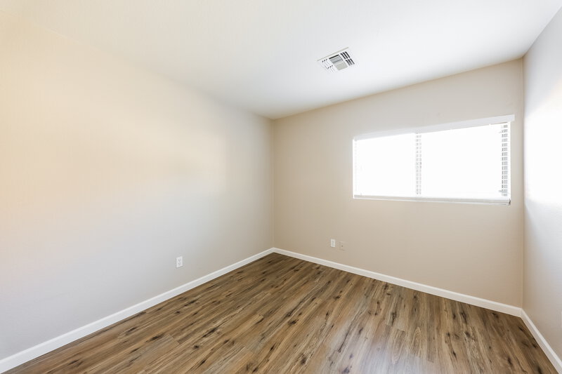 1,880/Mo, 15628 W Caribbean Ln Surprise, AZ 85379 Bedroom View