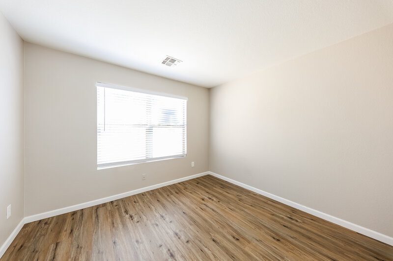 1,880/Mo, 15628 W Caribbean Ln Surprise, AZ 85379 Bedroom View 2