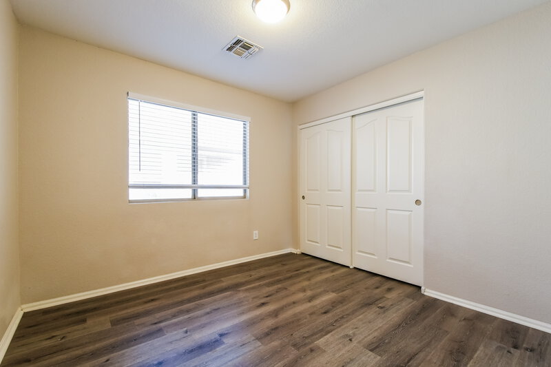 1,935/Mo, 1427 E Vernoa Street San Tan Valley, AZ 85140 Bedroom View