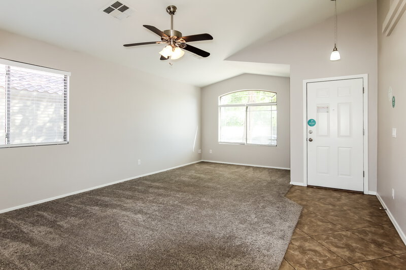 2,165/Mo, 10626 W Zak Rd Tolleson, AZ 85353 Living Room View
