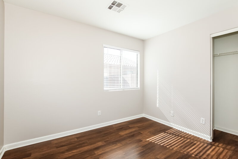 2,165/Mo, 10626 W Zak Rd Tolleson, AZ 85353 Bedroom View 2