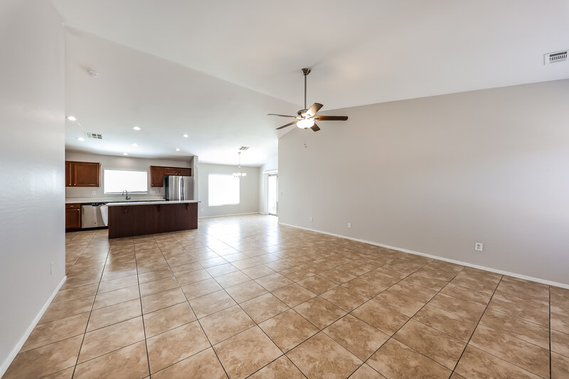 2,075/Mo, 1018 S 166th Drive Goodyear, AZ 85338 Living Room View
