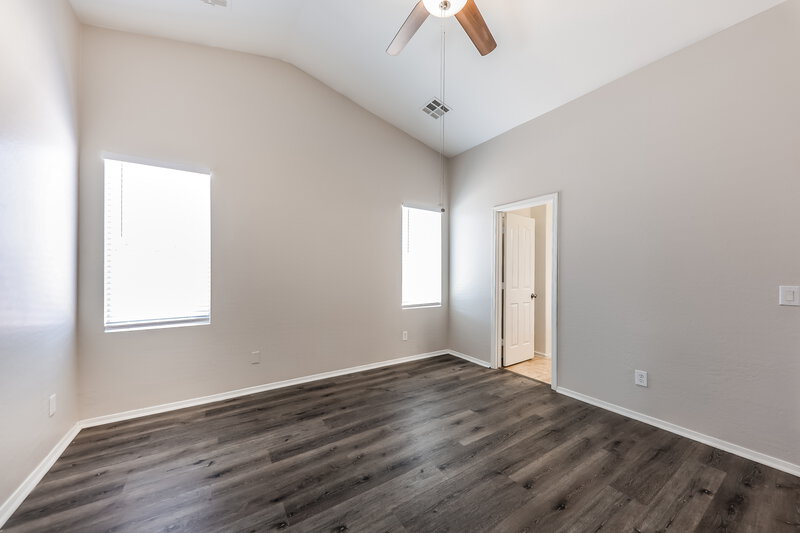 2,075/Mo, 1018 S 166th Drive Goodyear, AZ 85338 Main Bedroom View 2