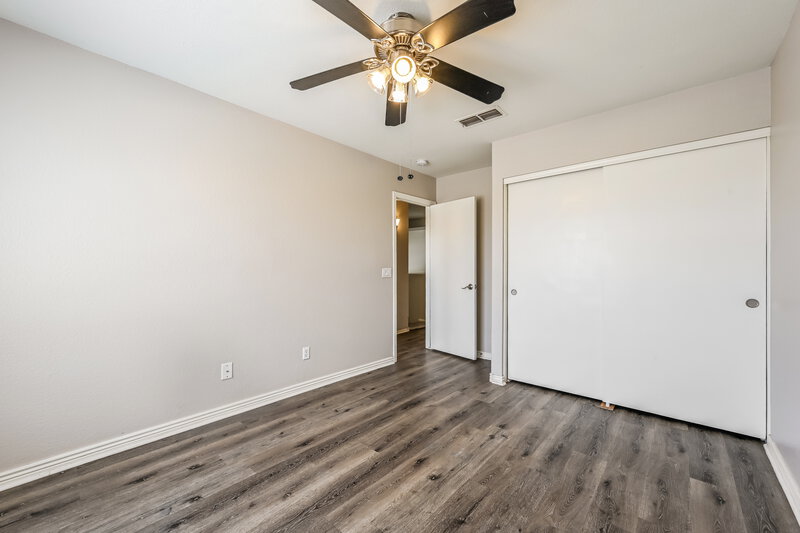 1,805/Mo, 14720 W Lamoille Dr Surprise, AZ 85374 Bedroom View