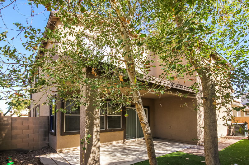 2,105/Mo, 4009 W Maldonado Road Phoenix, AZ 85041 Rear View 2
