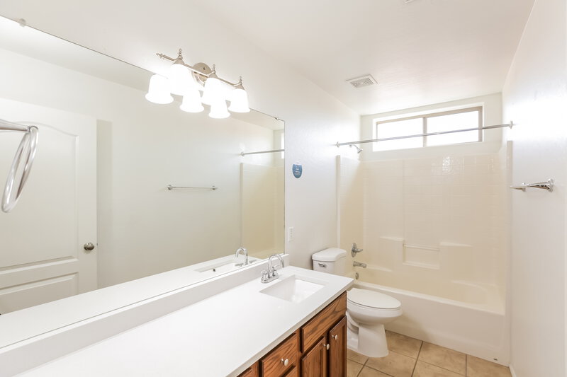 2,150/Mo, 15018 W Riviera Dr Surprise, AZ 85379 Bathroom View