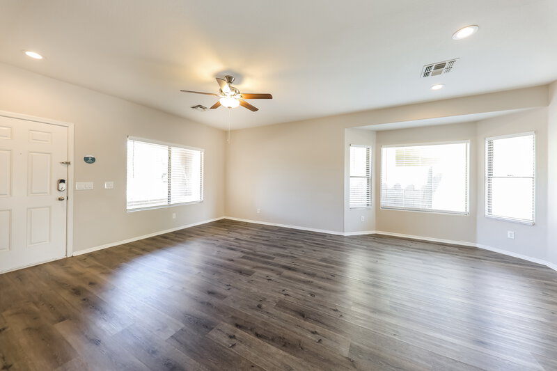 2,075/Mo, 3405 N 129th Dr Avondale, AZ 85392 Misc View