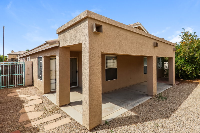 2,070/Mo, 13122 W Wilshire Dr Goodyear, AZ 85395 Rear View