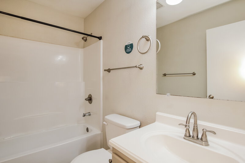 1,845/Mo, 16245 W Buchanan St Goodyear, AZ 85338 Bathroom View