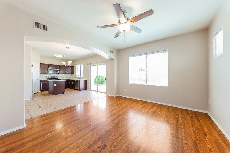2,160/Mo, 12179 W Yuma St Avondale, AZ 85323 Dining Room View