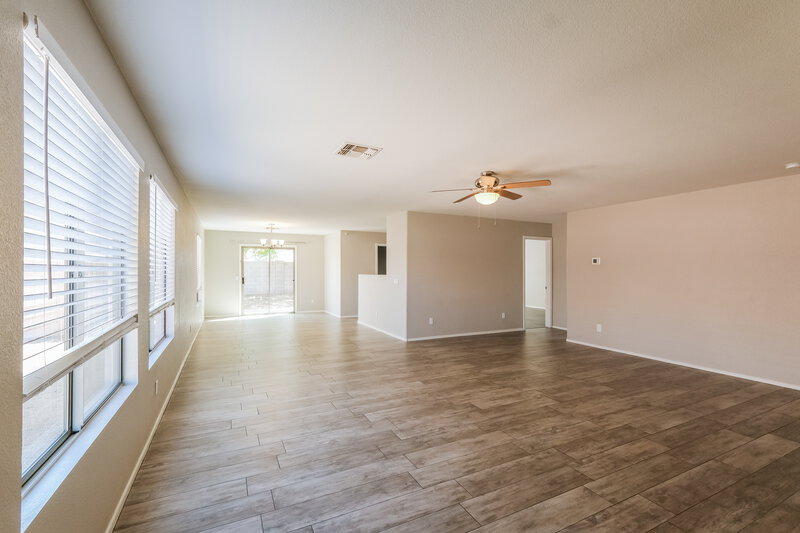 1,955/Mo, 16071 W Adams Street Goodyear, AZ 85338 Living Room View