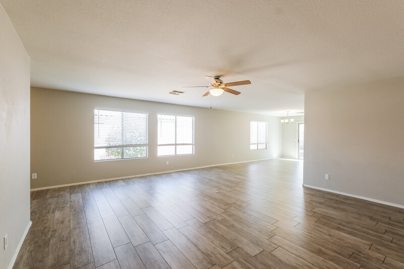 1,955/Mo, 16071 W Adams Street Goodyear, AZ 85338 Living Room View 2