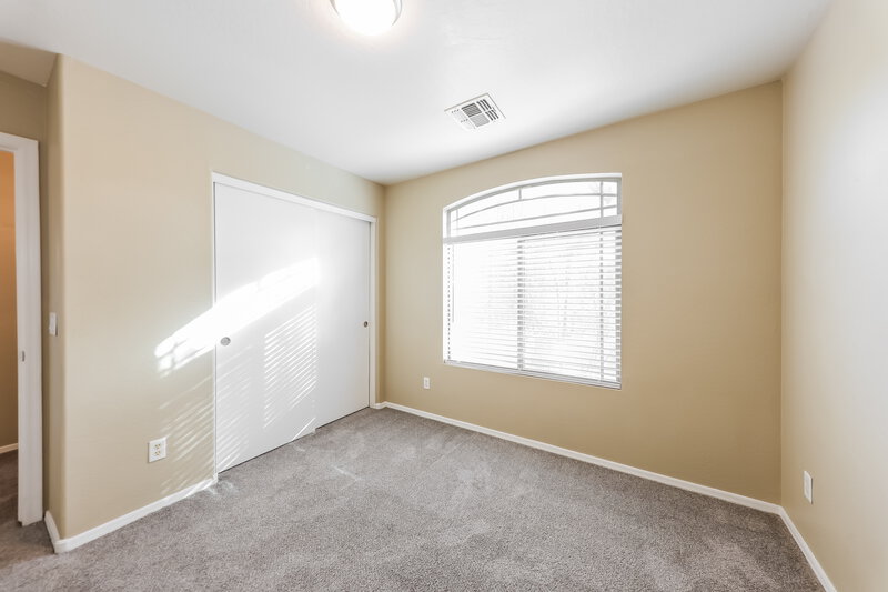 2,050/Mo, 13018 W Lawrence Rd Glendale, AZ 85307 Misc View 11