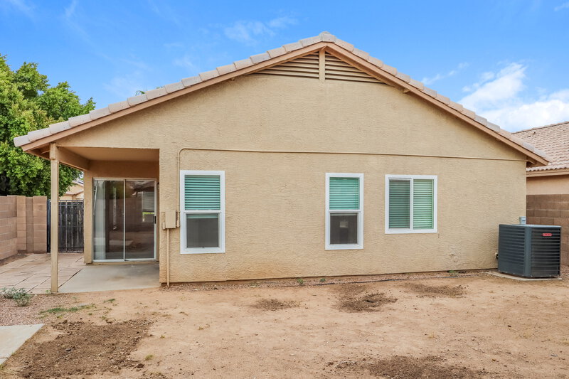 1,850/Mo, 2214 E Aire Libre Ave Phoenix, AZ 85022 Rear View