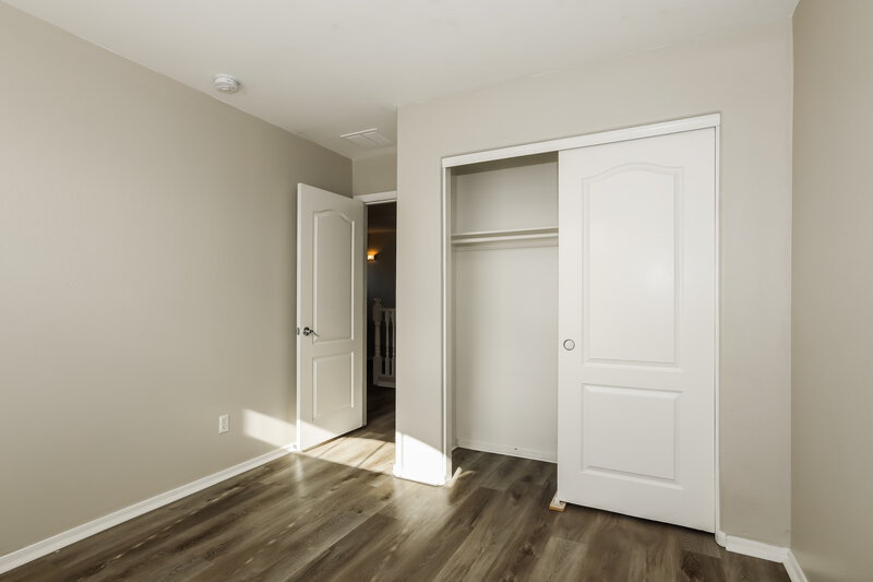 1,815/Mo, 17378 W Holland Ln Surprise, AZ 85388 Bedroom View