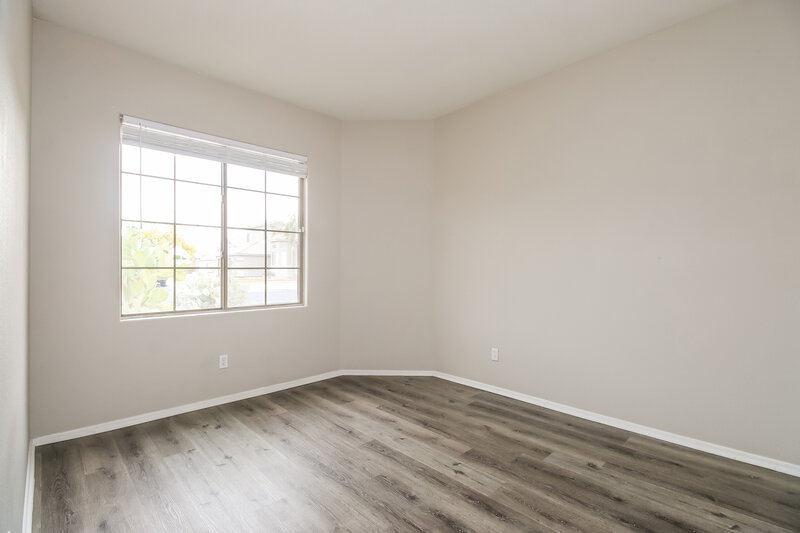 2,115/Mo, 552 N Emery Mesa, AZ 85207 Bedroom View 2