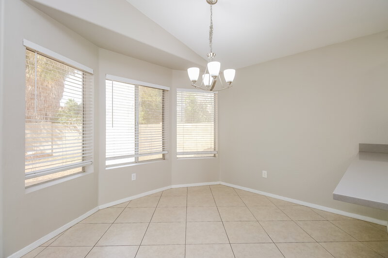 3,150/Mo, 1042 N Blackbird Dr Gilbert, AZ 85234 Dining Room View