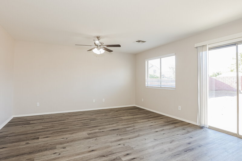 2,235/Mo, 8338 W Kingman St Tolleson, AZ 85353 Family Room View