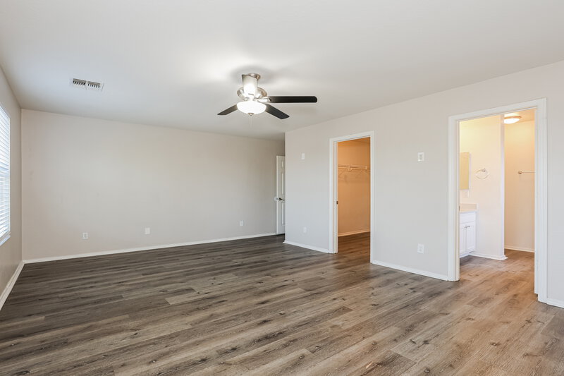 2,235/Mo, 8338 W Kingman St Tolleson, AZ 85353 Main Bedroom View 2