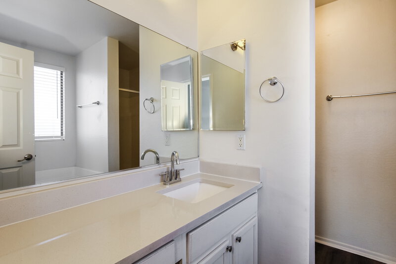 2,450/Mo, 8338 W Kingman St Tolleson, AZ 85353 Misc View 8