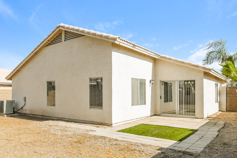 2,335/Mo, 94 W Gail Dr Gilbert, AZ 85233 Rear View