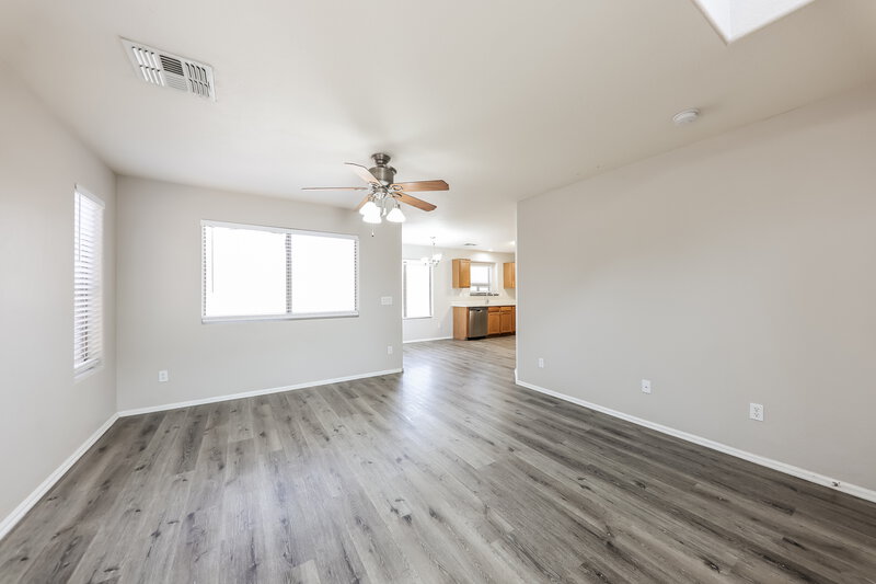 2,345/Mo, 16231 W Moreland St Goodyear, AZ 85338 Living Room View