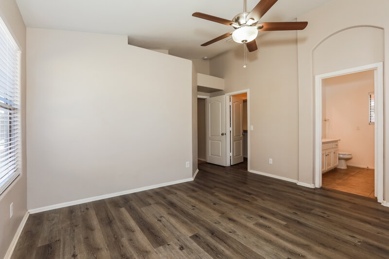 1,980/Mo, 614 E Jeanne Ln San Tan Valley, AZ 85140 Main Bedroom View 2