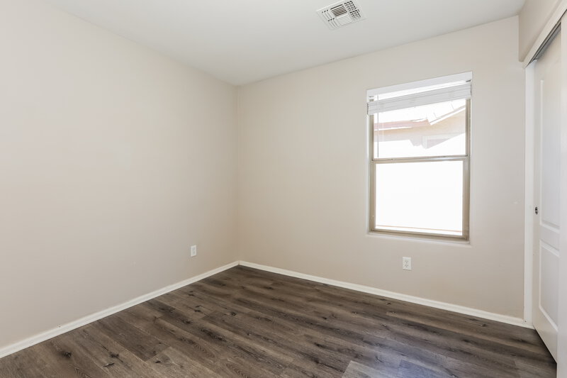 1,980/Mo, 614 E Jeanne Ln San Tan Valley, AZ 85140 Bedroom View