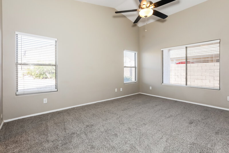 1,680/Mo, 672 E Lovegrass Dr San Tan Valley, AZ 85143 Main Bedroom View