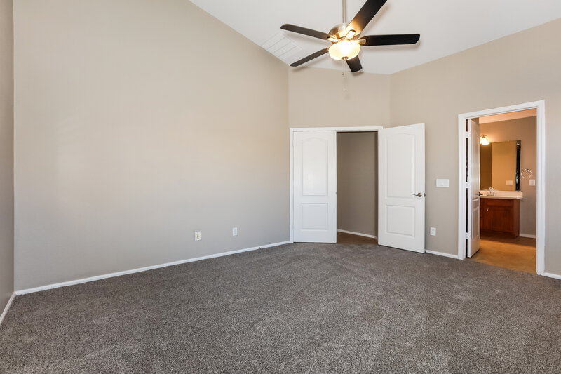 1,680/Mo, 672 E Lovegrass Dr San Tan Valley, AZ 85143 Main Bedroom View 2