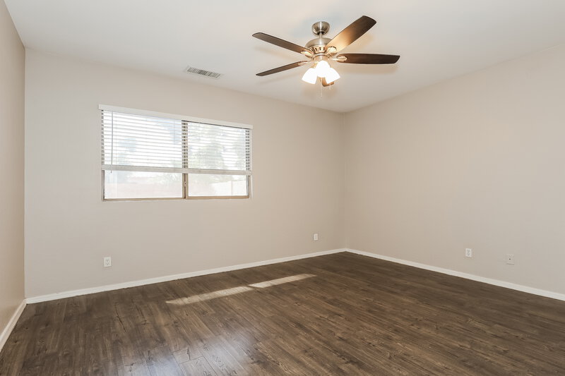 1,925/Mo, 11217 W Berkeley Rd Avondale, AZ 85392 Main Bedroom View