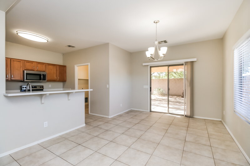 1,910/Mo, 119 E Mountain View Rd San Tan Valley, AZ 85143 Dining Room View