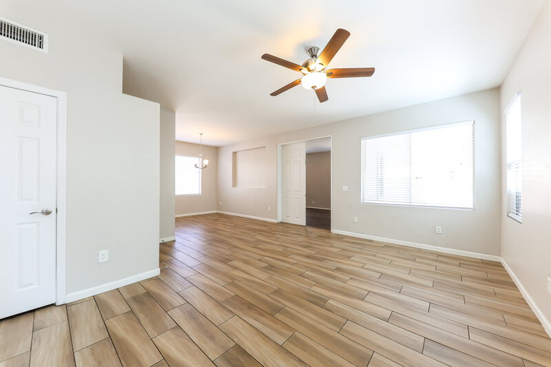 2,295/Mo, 12026 W Yuma St Avondale, AZ 85323 Misc View 2