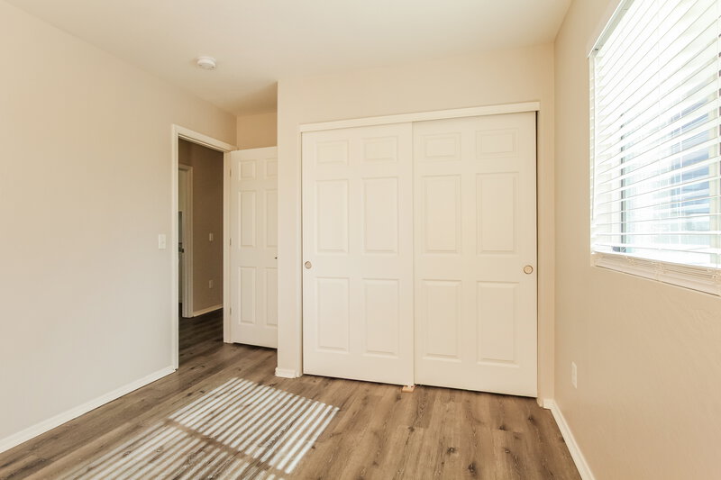 1,995/Mo, 12026 W Yuma St Avondale, AZ 85323 Bedroom View 2