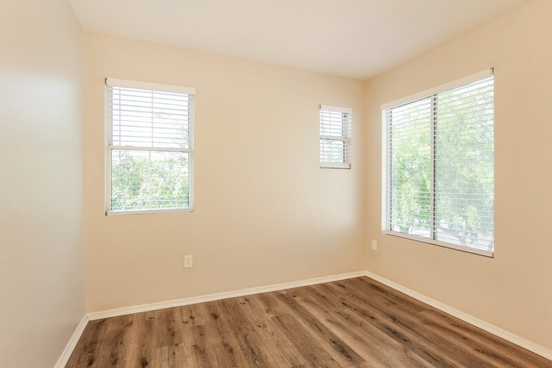 1,995/Mo, 12026 W Yuma St Avondale, AZ 85323 Bedroom View 3