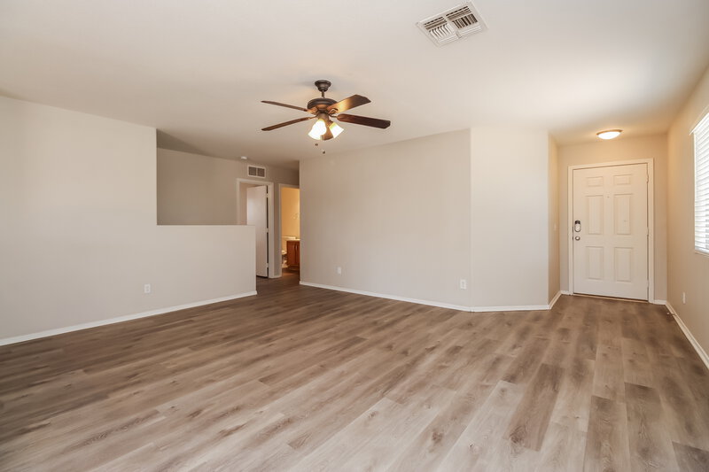 1,750/Mo, 1191 E Desert Moon Trl San Tan Valley, AZ 85143 Living Room View