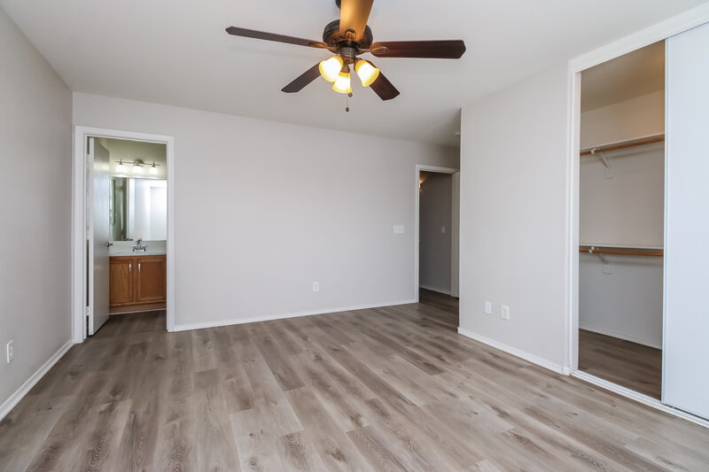 1,880/Mo, 1191 E Desert Moon Trl San Tan Valley, AZ 85143 Main Bedroom View