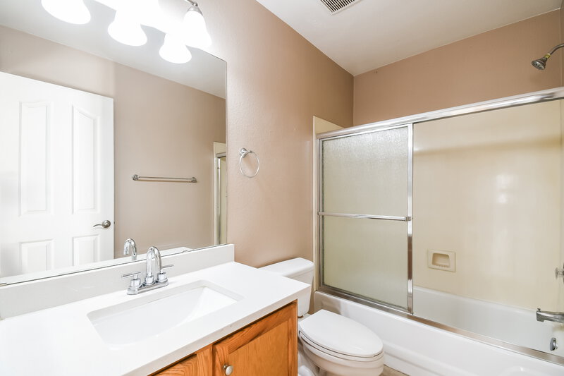 2,285/Mo, 4853 E Harmony Ave Mesa, AZ 85206 Bathroom View