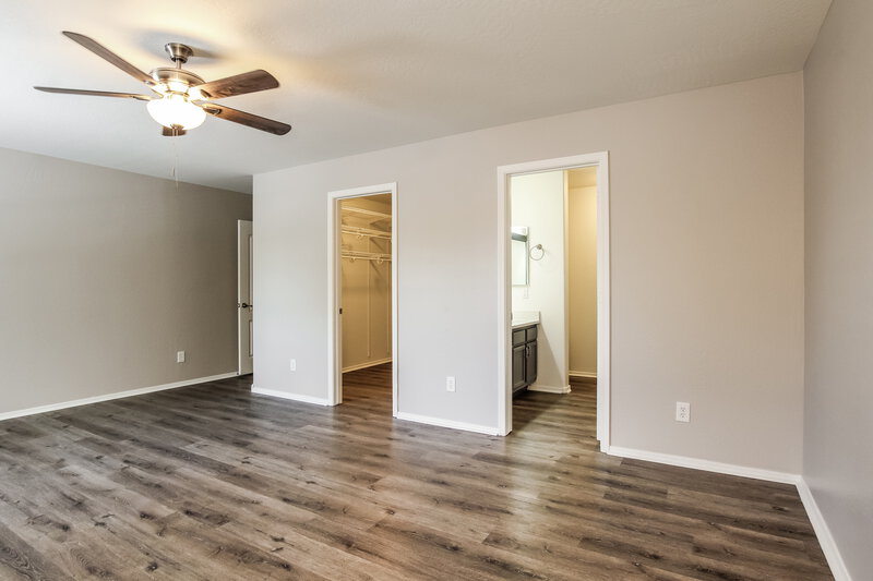 2,165/Mo, 11146 W Brittlewood Dr Phoenix, AZ 85037 Main Bedroom View 2