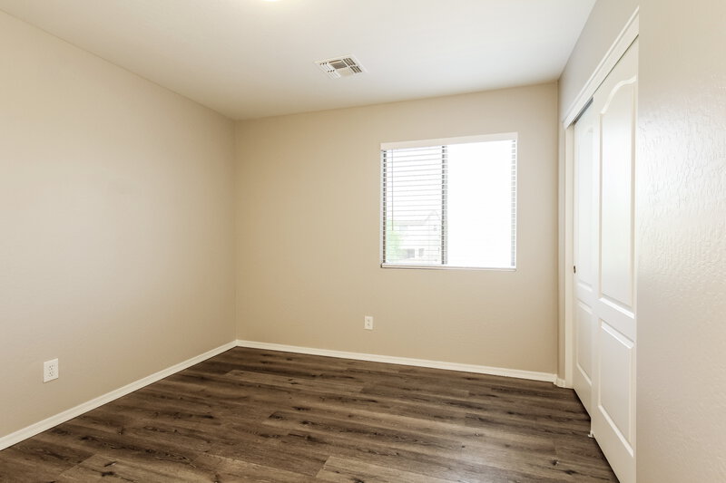 2,165/Mo, 11146 W Brittlewood Dr Phoenix, AZ 85037 Bedroom View 3