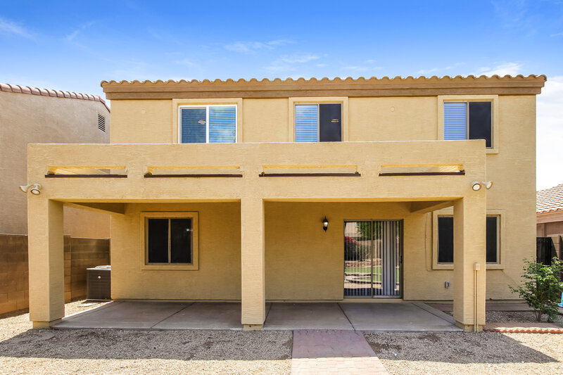 2,165/Mo, 11146 W Brittlewood Dr Phoenix, AZ 85037 Rear View