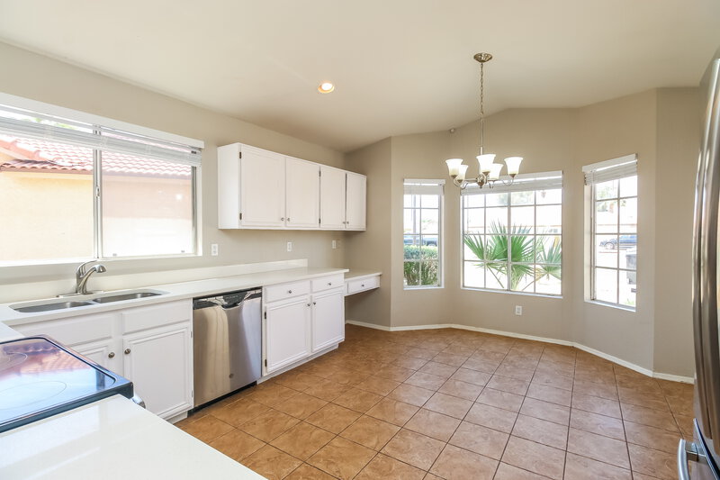 2,335/Mo, 633 S Bonito Ct Gilbert, AZ 85233 Kitchen View