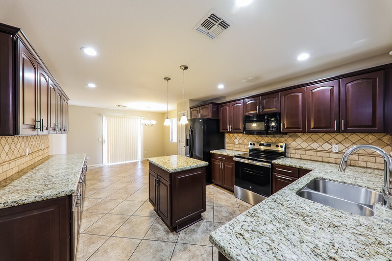 1,935/Mo, 15955 W Winchcomb Drive Surprise, AZ 85379 Kitchen View