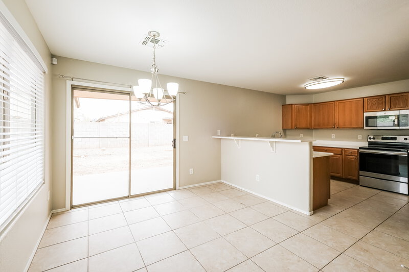 1,875/Mo, 6054 W Jones Ave Phoenix, AZ 85043 Dining Room View